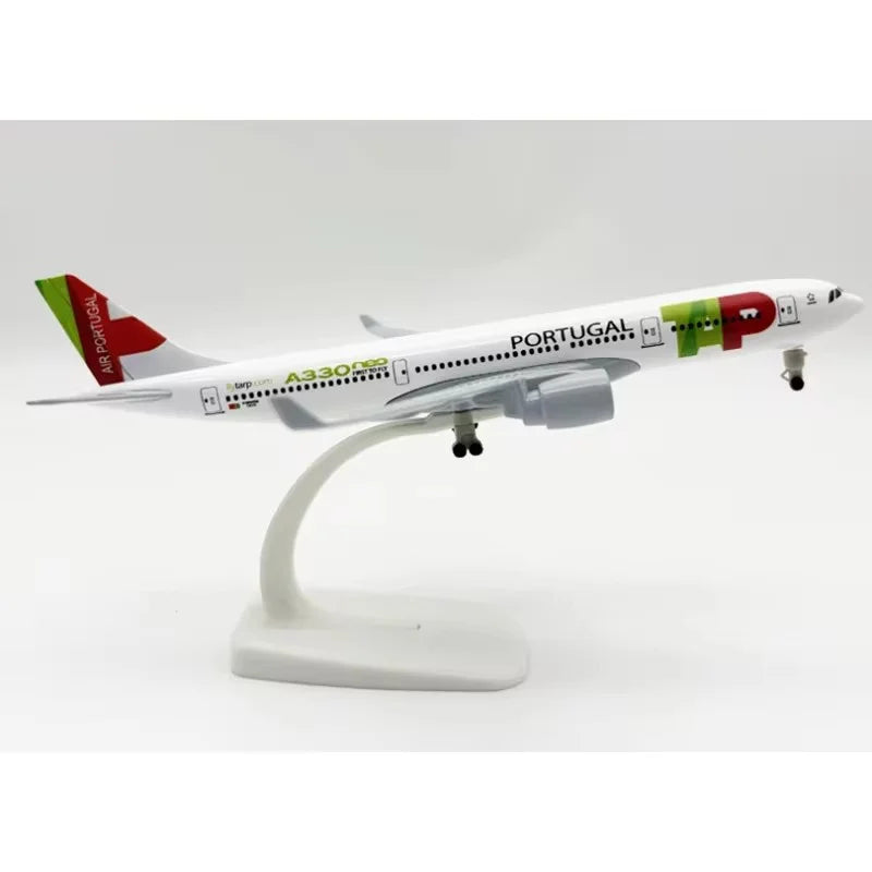 Airbus A330 TAP Portugal – Miniatura Die-Cast 20cm Alloy