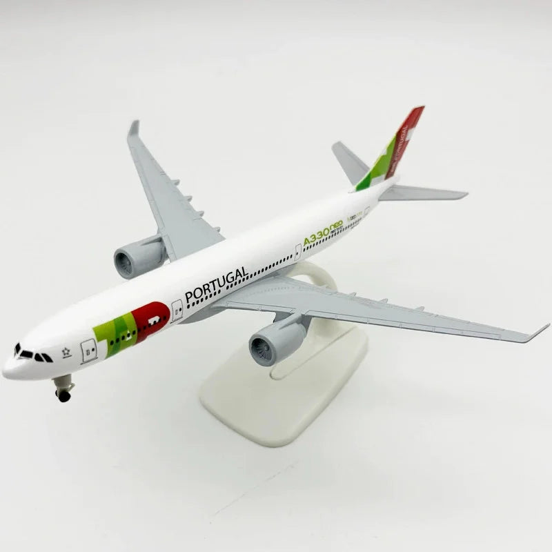 Airbus A330 TAP Portugal – Miniatura Die-Cast 20cm Alloy