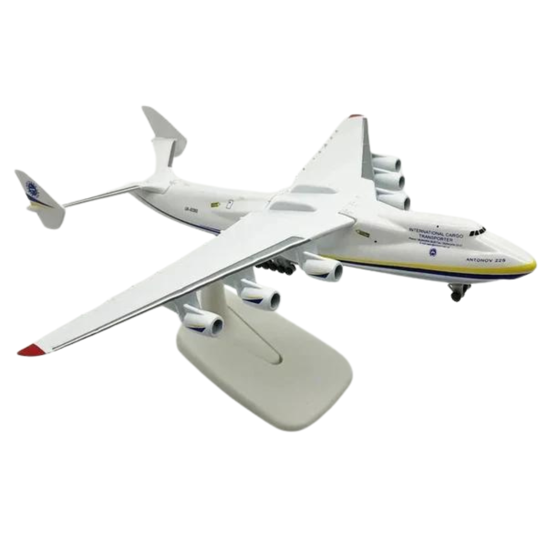 Antonov An-225 "Mriya" - Escala: 1/400