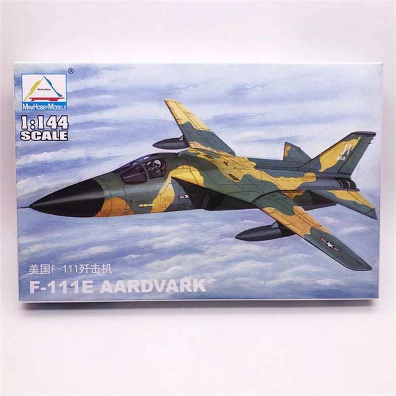 Plastimodelismo de Caça Militar - VÁRIOS MODELOS - Avião de bombardeio.