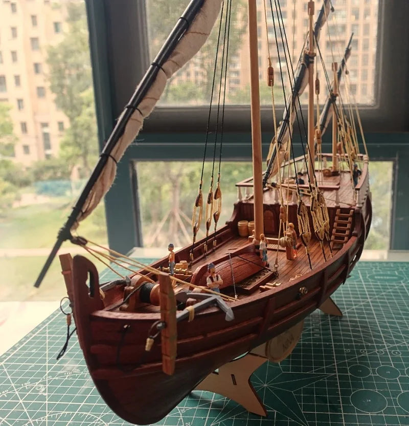 NAVIO DE MADEIRA ITALIANO – UCS EXPLORER / ANGELA 1792 • Kit de Montagem em Madeira • Escala 1/50 • Barco Clássico de Vela.