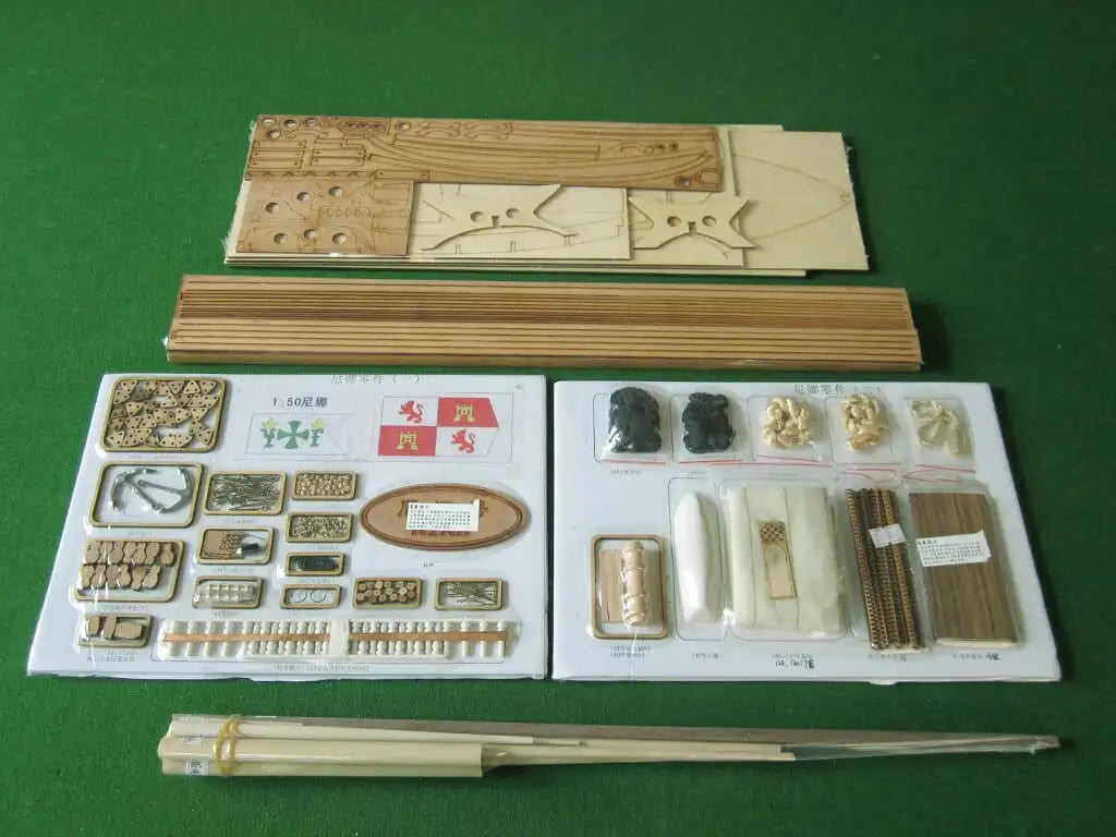 NAVIO DE MADEIRA ITALIANO – UCS EXPLORER / ANGELA 1792 • Kit de Montagem em Madeira • Escala 1/50 • Barco Clássico de Vela.