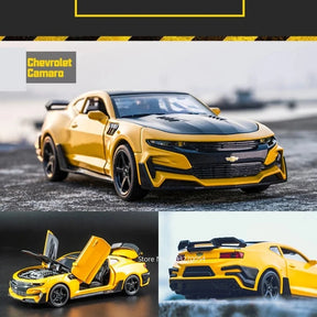 Camaro Escala: 1/32, Die Cast com 4 portas que abrem, Som, Luzes e Mecanismo de Retrocesso.