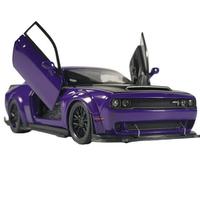 Dodge Challenger SRT Hellcat Redeye V8 - Modelo Diecast em Metal Fundido - Escala: 1:32.