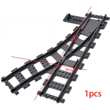 Estação Ferroviária Urbana Plataforma / Semáforo / Caverna / Viaduto / Trilhos Retos e Curvos.