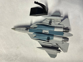 Avião de Combate Russo Sukhoi SU-57 - Escala: 1/72 - Militar Acabamento ABS