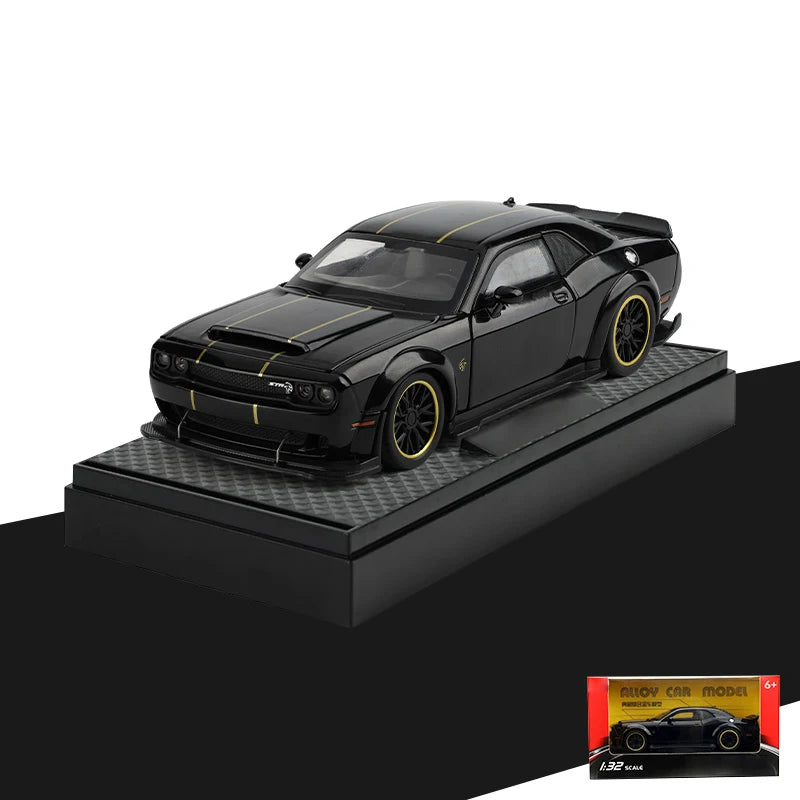 Dodge Challenger SRT Hellcat Redeye V8 - Modelo Diecast em Metal Fundido - Escala: 1:32.