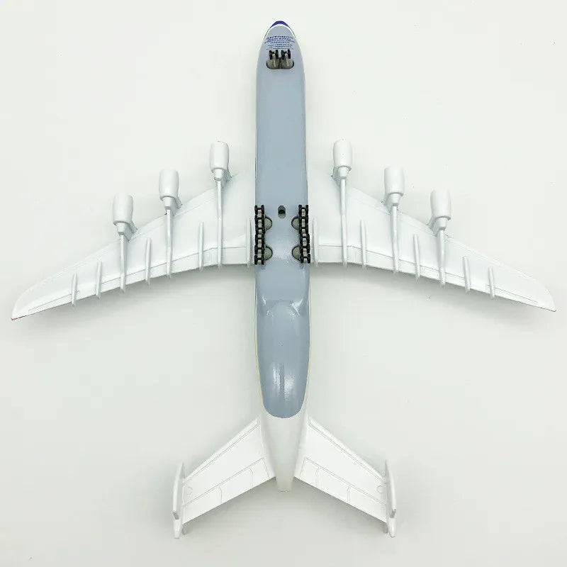 Antonov An-225 "Mriya" - Escala: 1/400