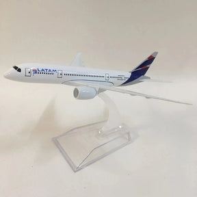 Modelo B787 Chile LATAM Airlines - Escala: 1:400 - 16 cm.