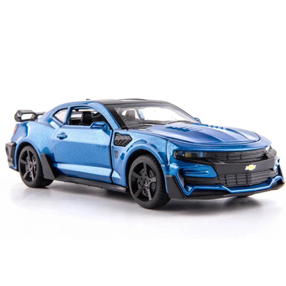 Camaro Escala: 1/32, Die Cast com 4 portas que abrem, Som, Luzes e Mecanismo de Retrocesso.