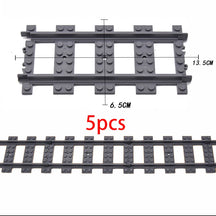 Estação Ferroviária Urbana Plataforma / Semáforo / Caverna / Viaduto / Trilhos Retos e Curvos.