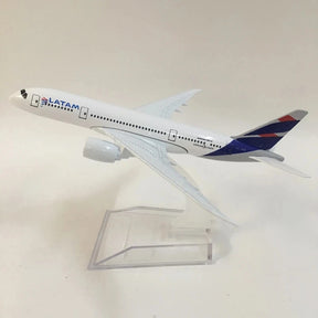 Modelo B787 Chile LATAM Airlines - Escala: 1:400 - 16 cm.