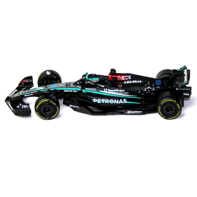 Bburago 1:43 Mercedes-AMG Petronas F1 Team W15 2024 #44 Hamilton #63 George Russell - Die Cast
