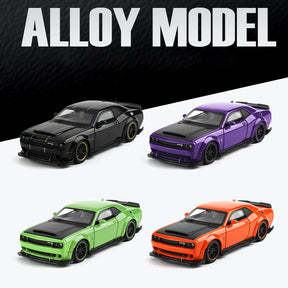 Dodge Challenger SRT Hellcat Redeye V8 - Modelo Diecast em Metal Fundido - Escala: 1:32.