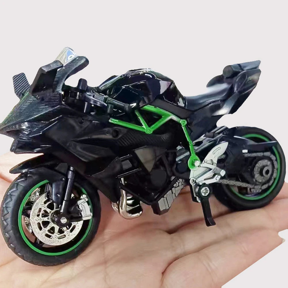 Kawasaki Ninja, Modelo Genuíno em Liga Leve.