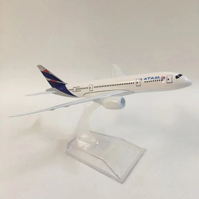 Modelo B787 Chile LATAM Airlines - Escala: 1:400 - 16 cm.