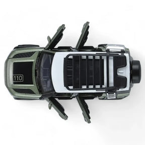 Land Rover Defender | Escala 1:32