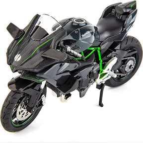 Kawasaki Ninja, Modelo Genuíno em Liga Leve.