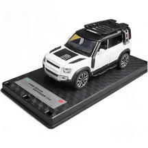 Land Rover Defender | Escala 1:32